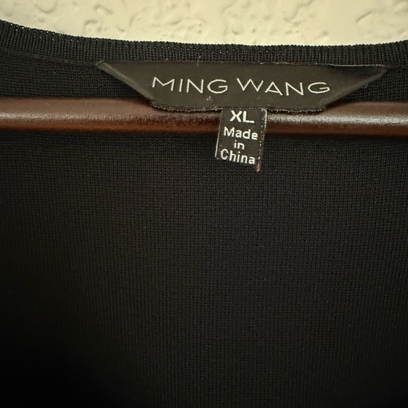 Ming Wang Black Sleeveless Top - Picture 2 of 9